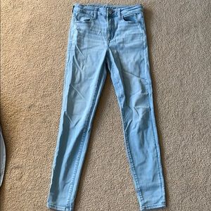 High Rise Light Wash American Eagle Jeggings